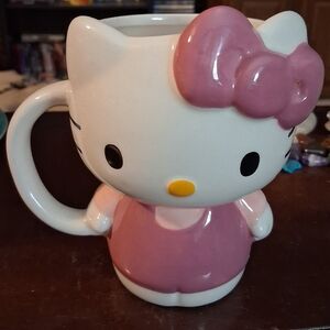 HELLO KITTY OVERSIZED MUG